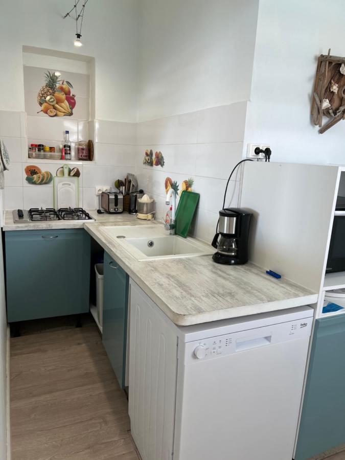 Ti Cabanon. Appartement Vue Mer A Deshaies. Kültér fotó