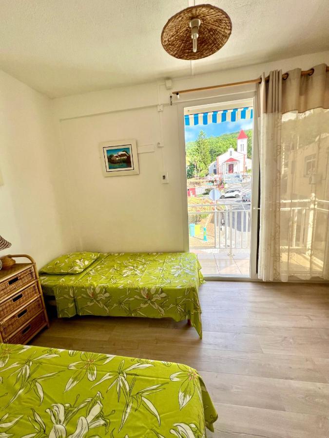Ti Cabanon. Appartement Vue Mer A Deshaies. Kültér fotó